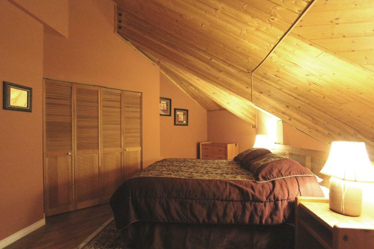 Rainbow Suites By Whistler Retreats Екстериор снимка